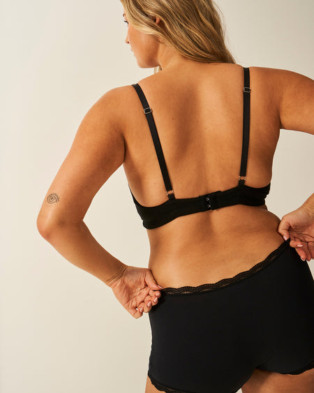 Lace Plunge Bra - Black Wholegood Inter-United Ltd