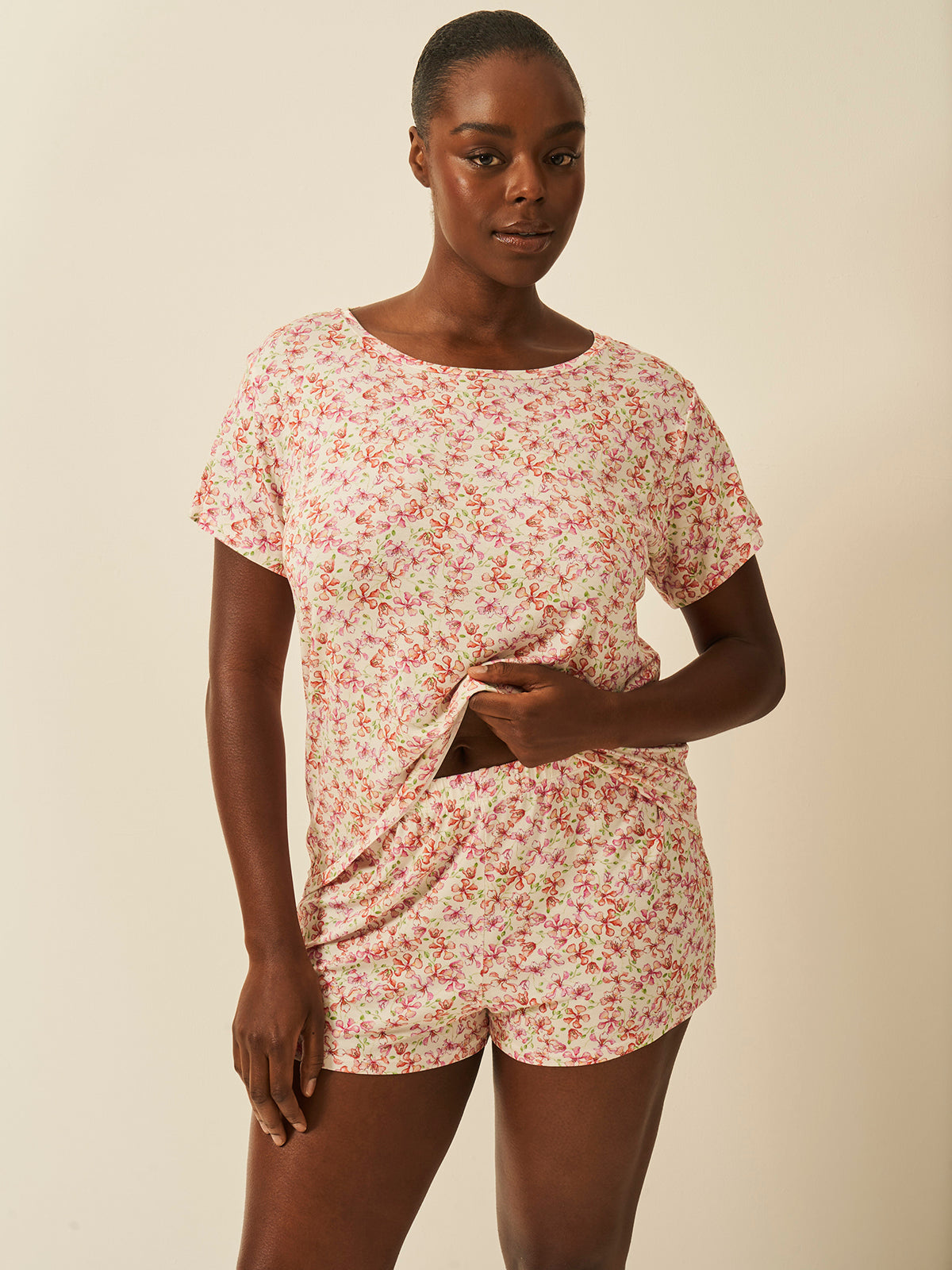 T-shirt & Short Pajama Set - Antique Floral Charming Garment Enterprises Co