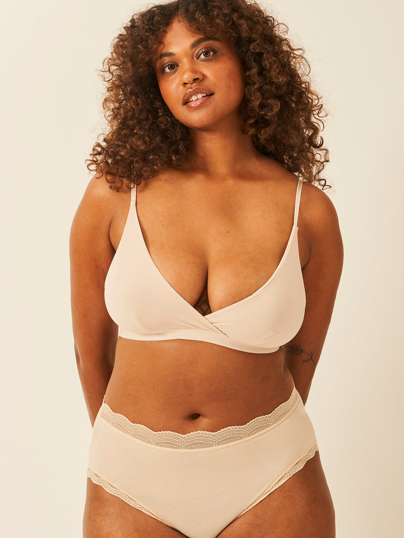 Crossover Bra - Sand Wholegood Inter-United Ltd