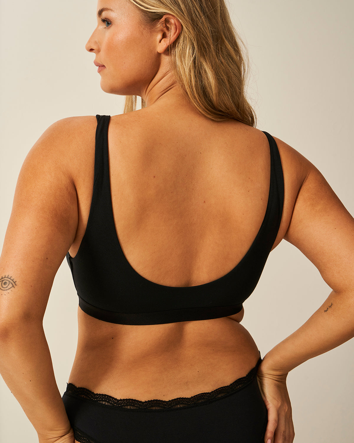 Soft Scoop Bra - Black Mintteks