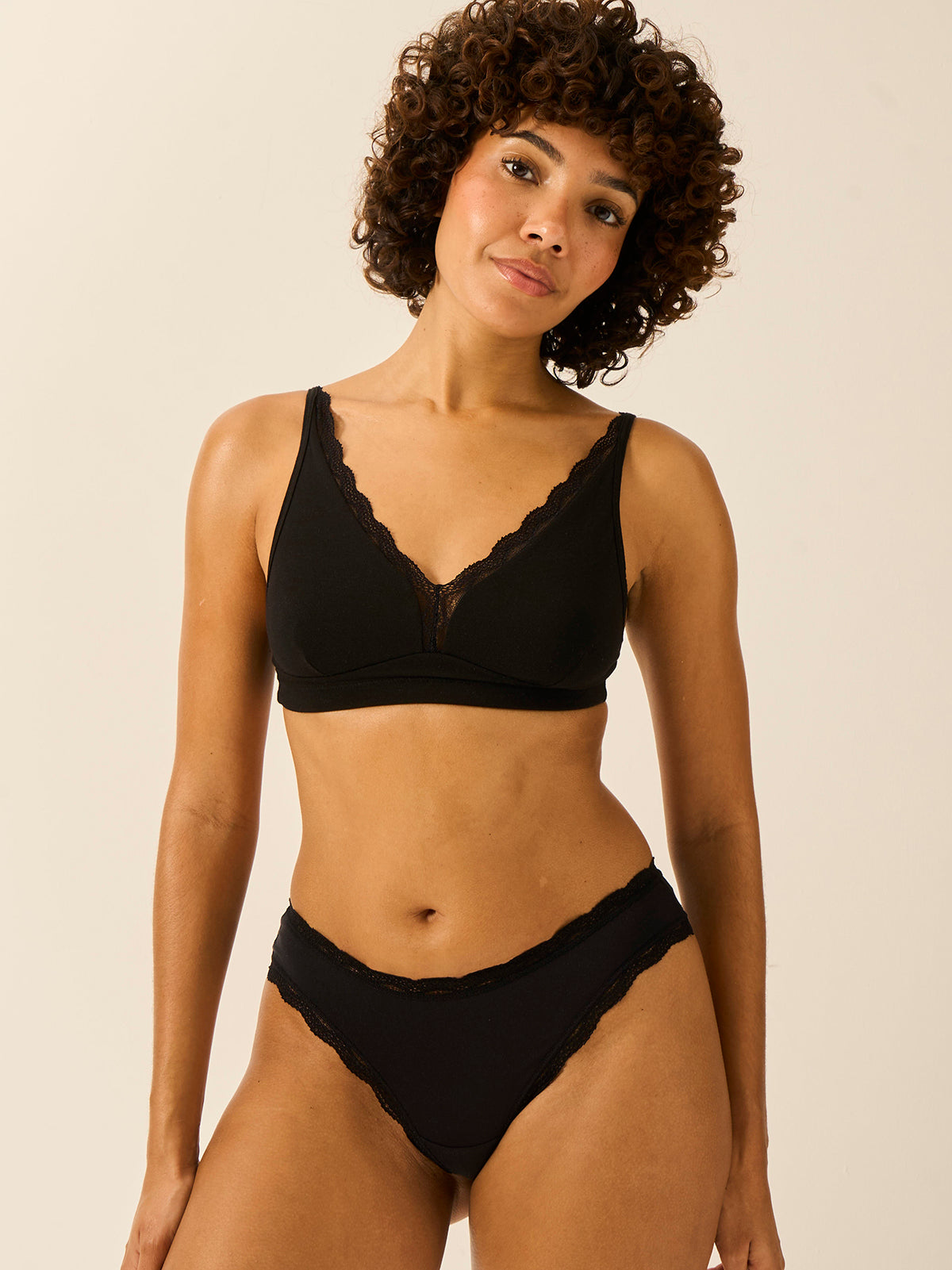 Lace Plunge Bra - Black