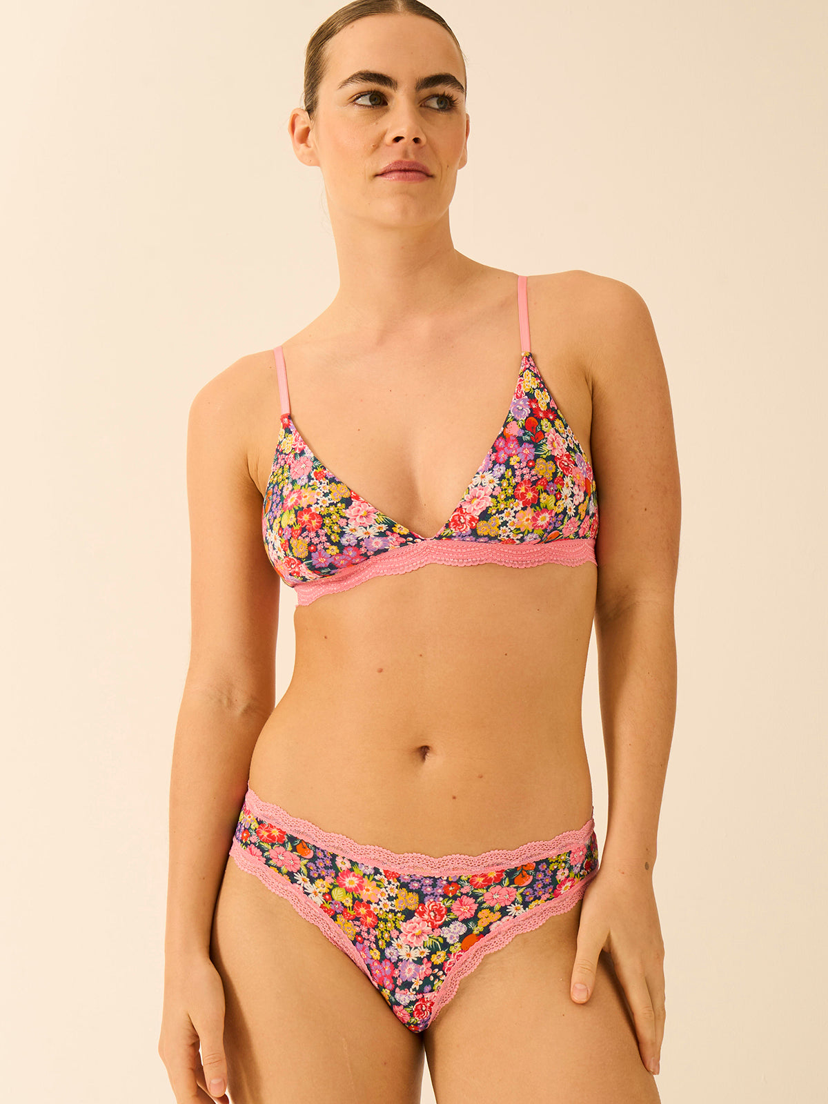 Brazilian Brief - Botanical Bloom