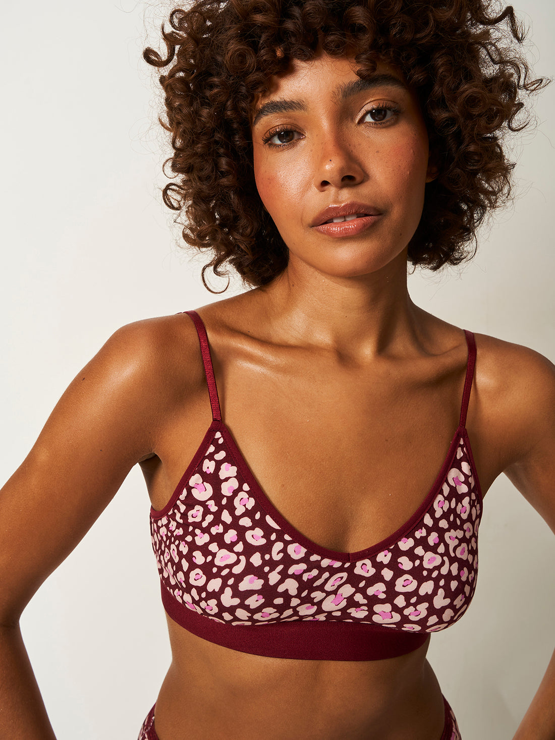T-Shirt Bra - Rouge Leopard Charming Garment Enterprises Co