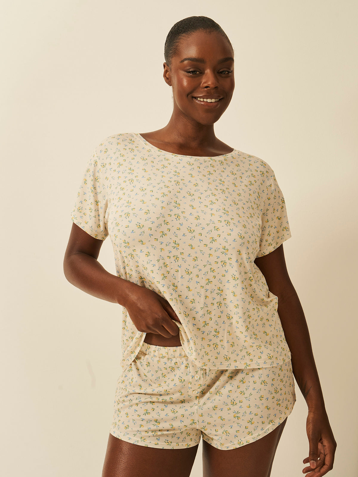T-shirt & Short Pajama Set - Summer Lemon Charming Garment Enterprises Co