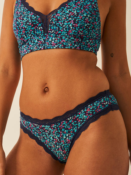 The Original Brief - Winter Berry Wholegood Inter-United Ltd